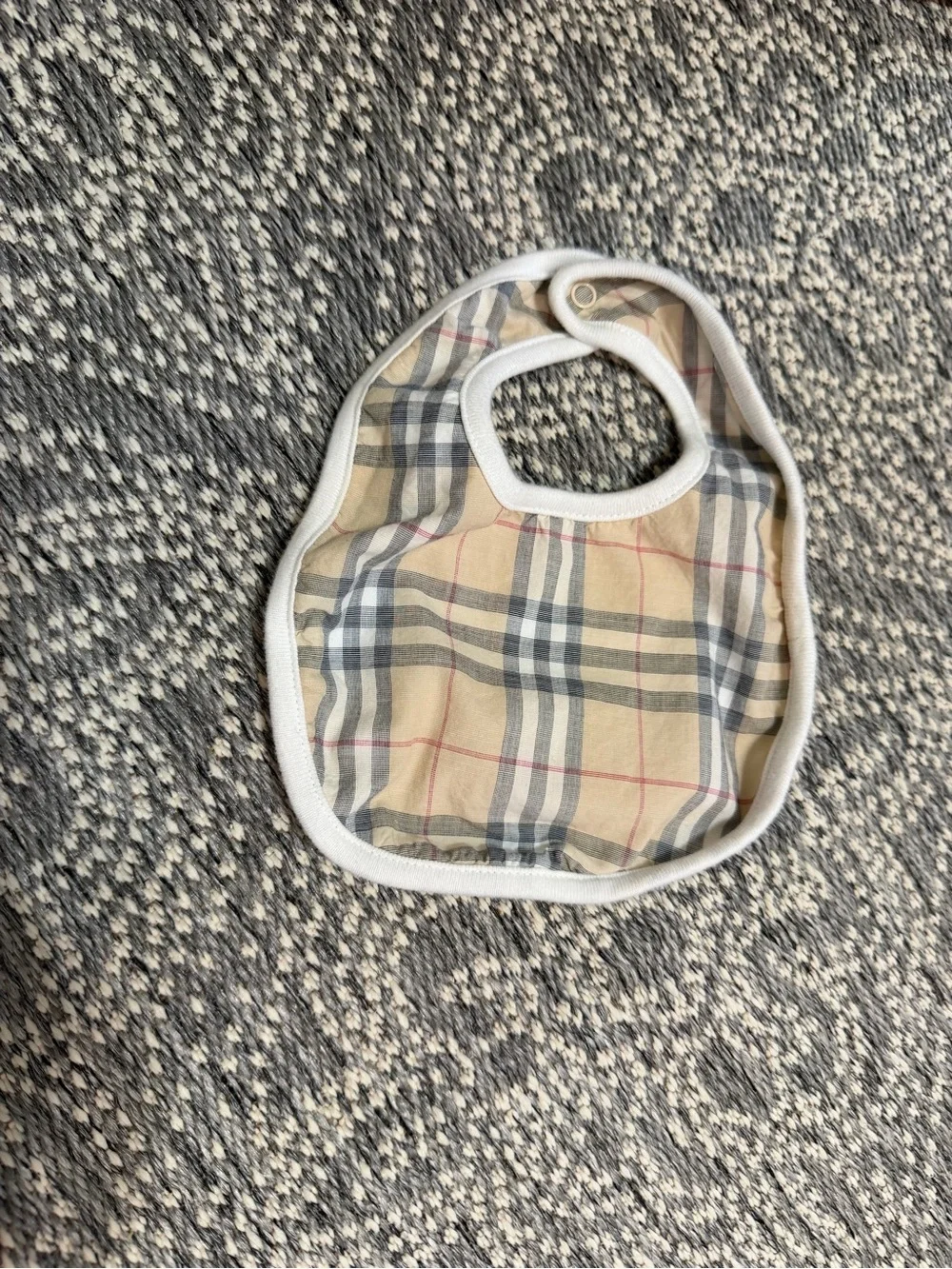 Burberry Baby Bib Size 6 Months Authentic Beige Check Plaid Baby Bib White Trim